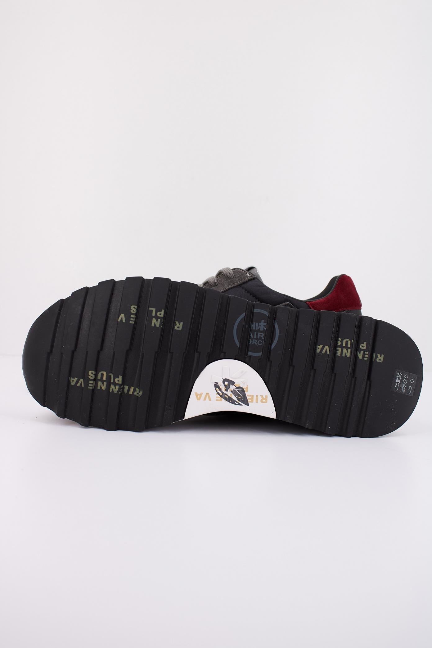 PREMIATA MICK  en color GRIS  (5)