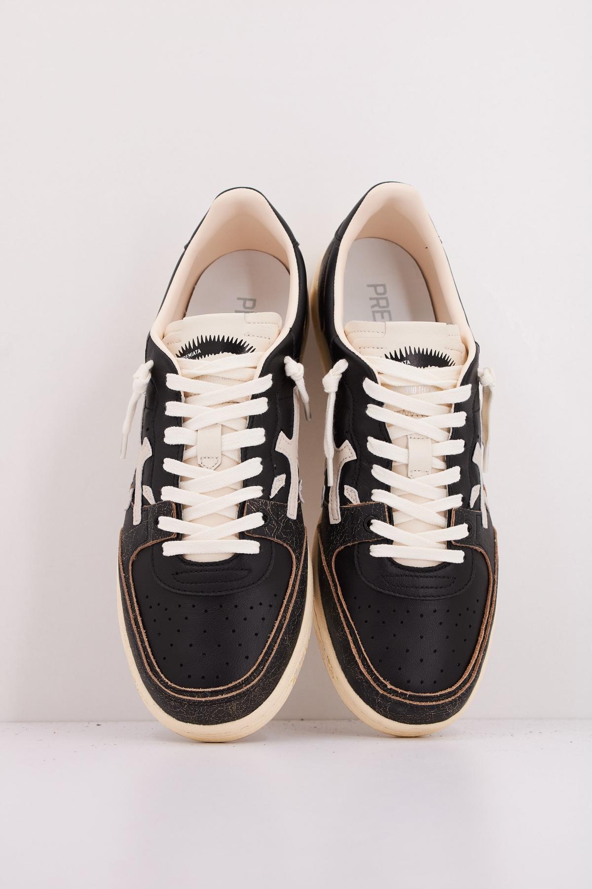 PREMIATA CLAY  en color NEGRO  (3)