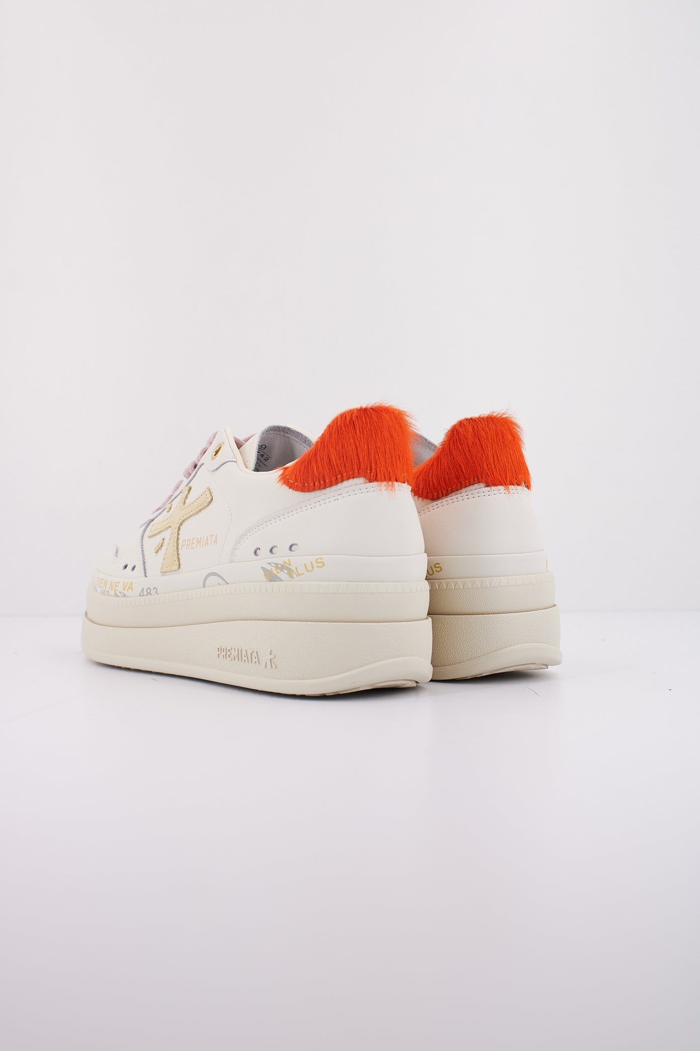 PREMIATA MICOL   en color BLANCO  (4)