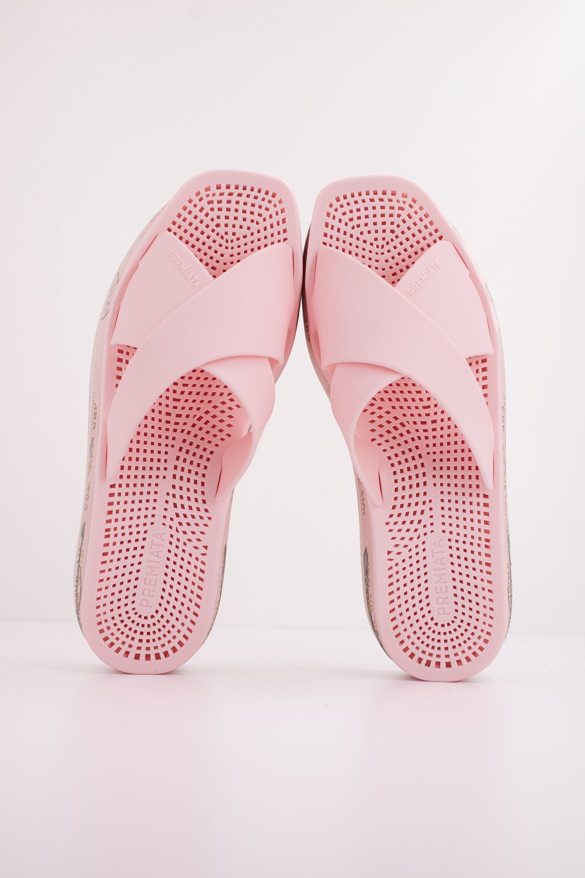 PREMIATA MOURA  en color ROSA  (3)