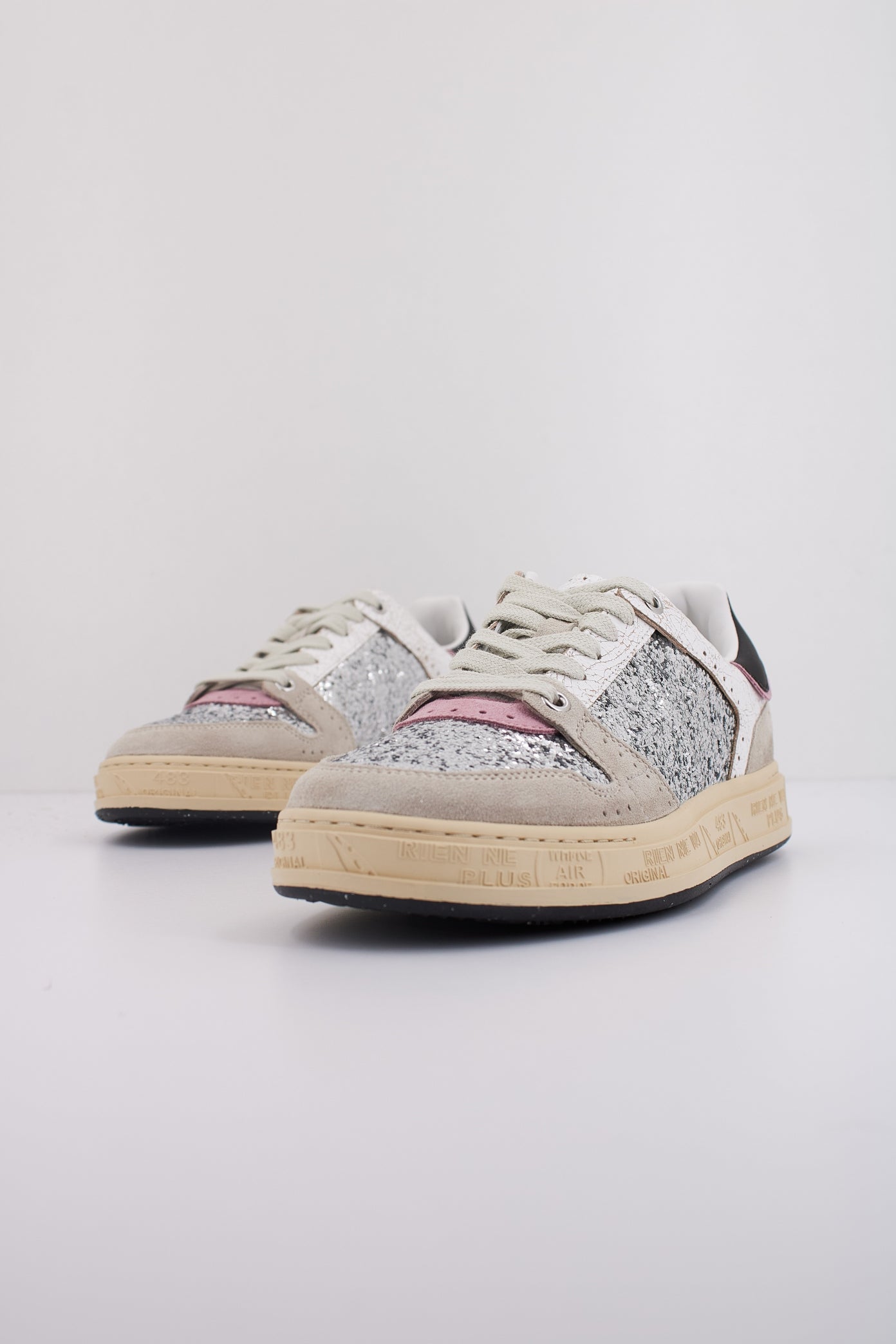 PREMIATA QUINND en color GRIS  (2)