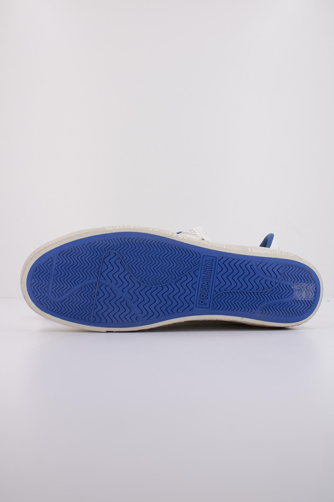 PREMIATA STEVEN en color BLANCO  (5)