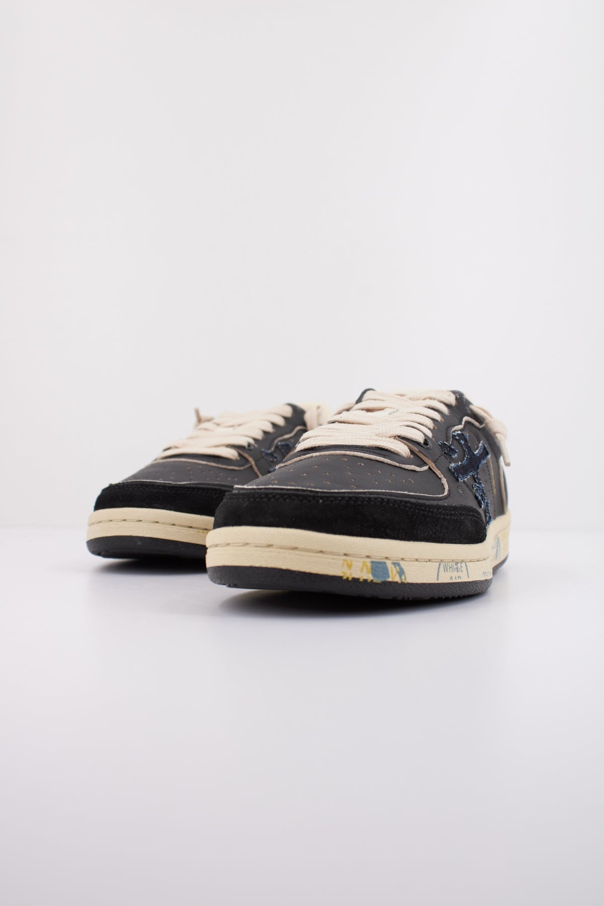 PREMIATA BSKTCLAD   en color NEGRO  (2)