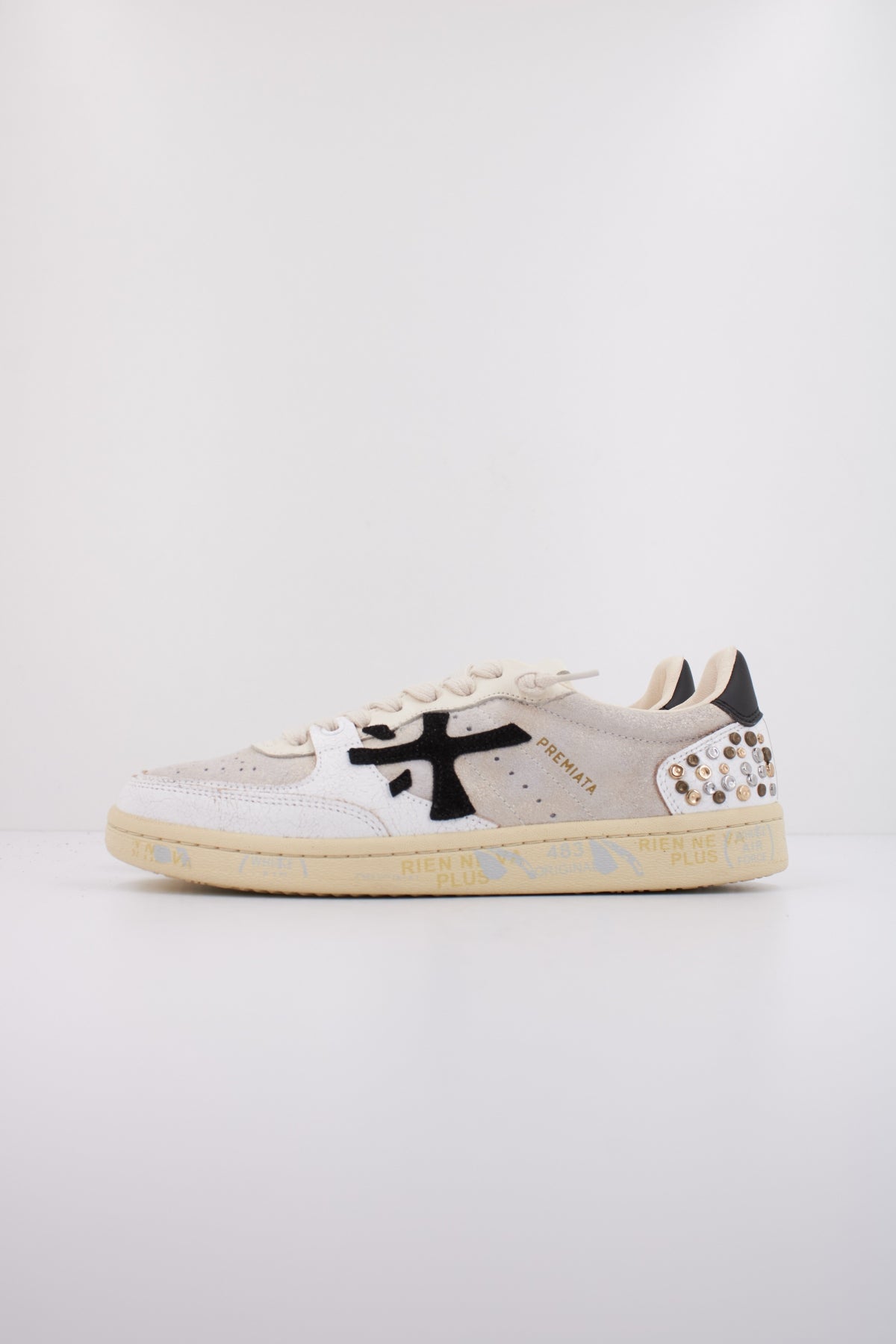 PREMIATA BSKTCLAD  en color BEIS  (1)