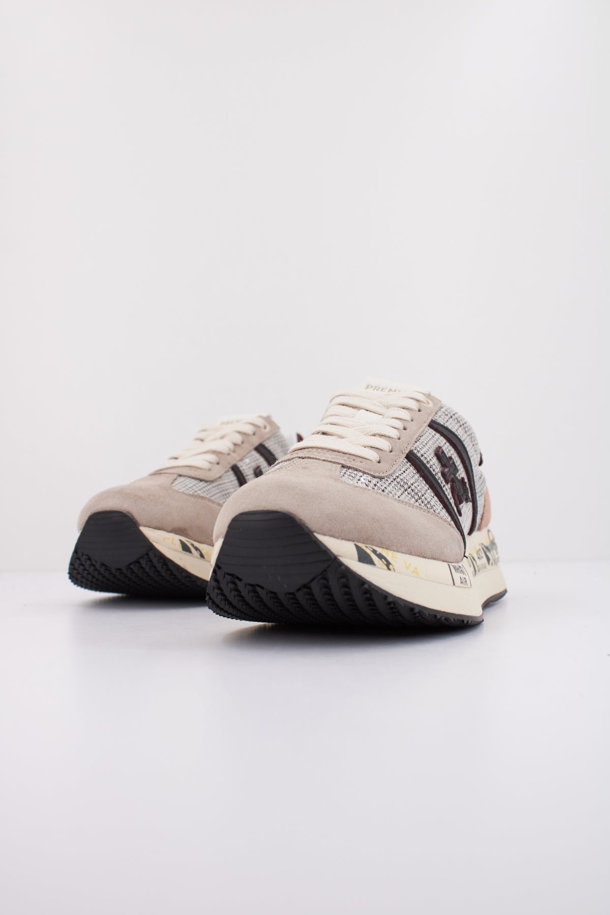 PREMIATA CONNY   en color GRIS  (2)