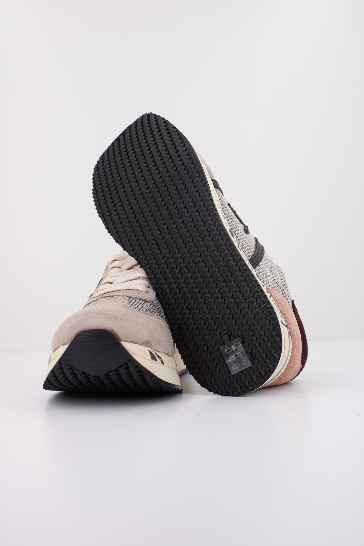 PREMIATA CONNY   en color GRIS  (5)