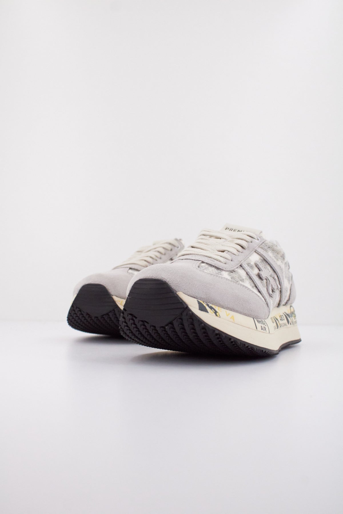 PREMIATA CONNY  en color GRIS  (2)