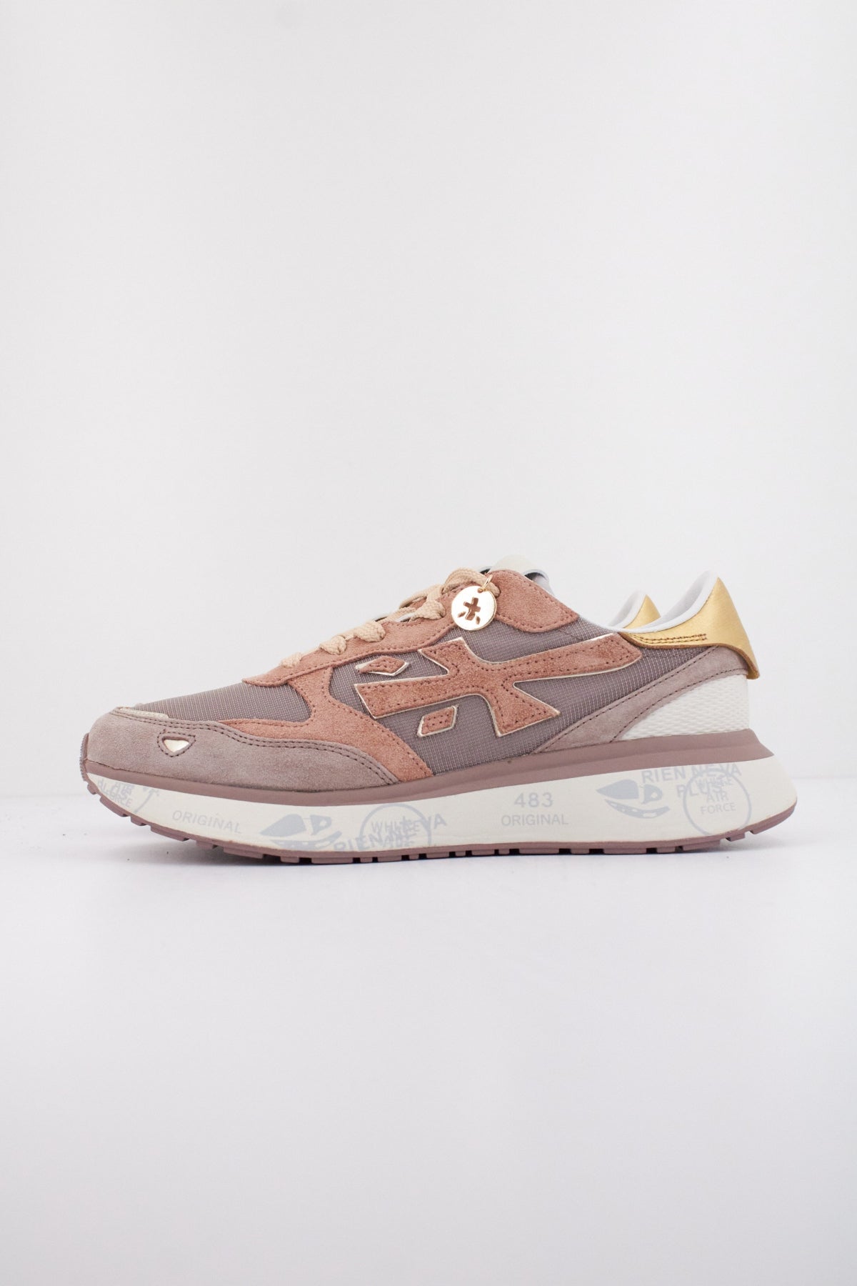 PREMIATA LAURYN  en color ROSA  (1)