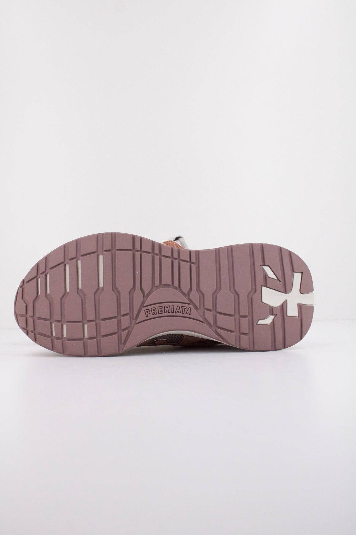 PREMIATA LAURYN  en color ROSA  (5)