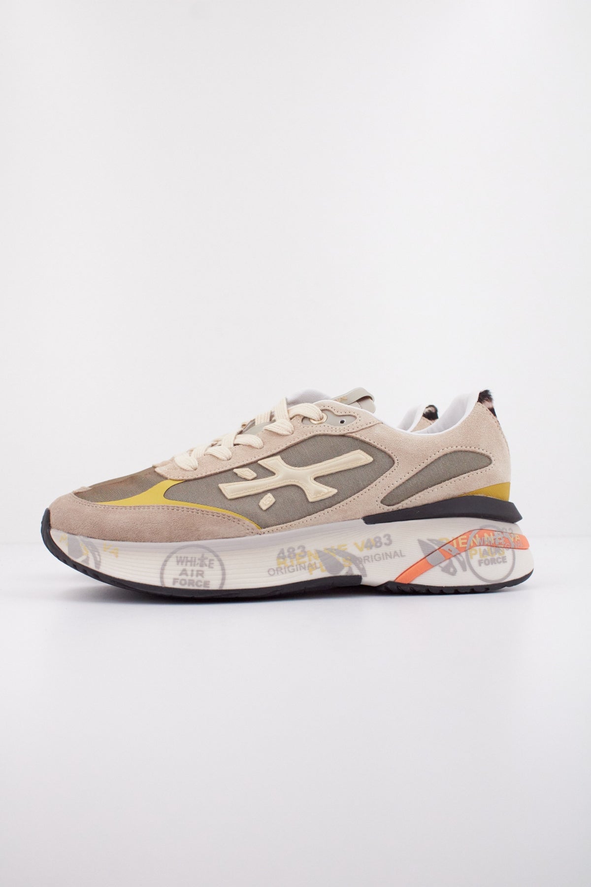 PREMIATA MOERUND  en color BEIS  (1)