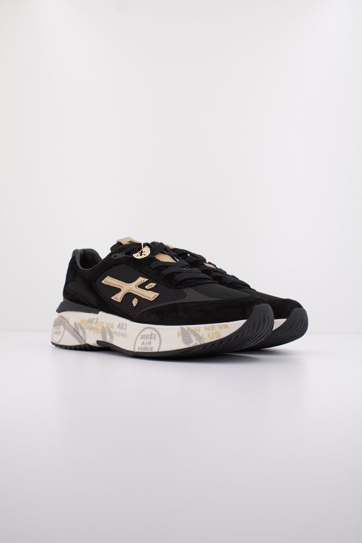 PREMIATA MOERUND en color NEGRO  (1)