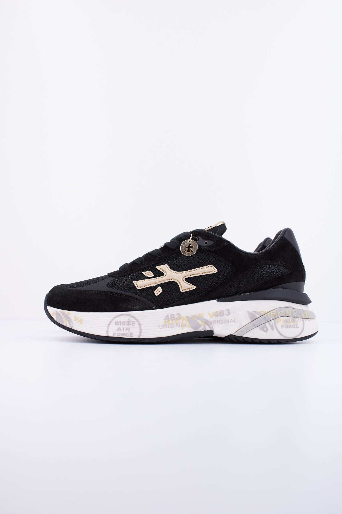 PREMIATA MOERUND en color NEGRO  (1)