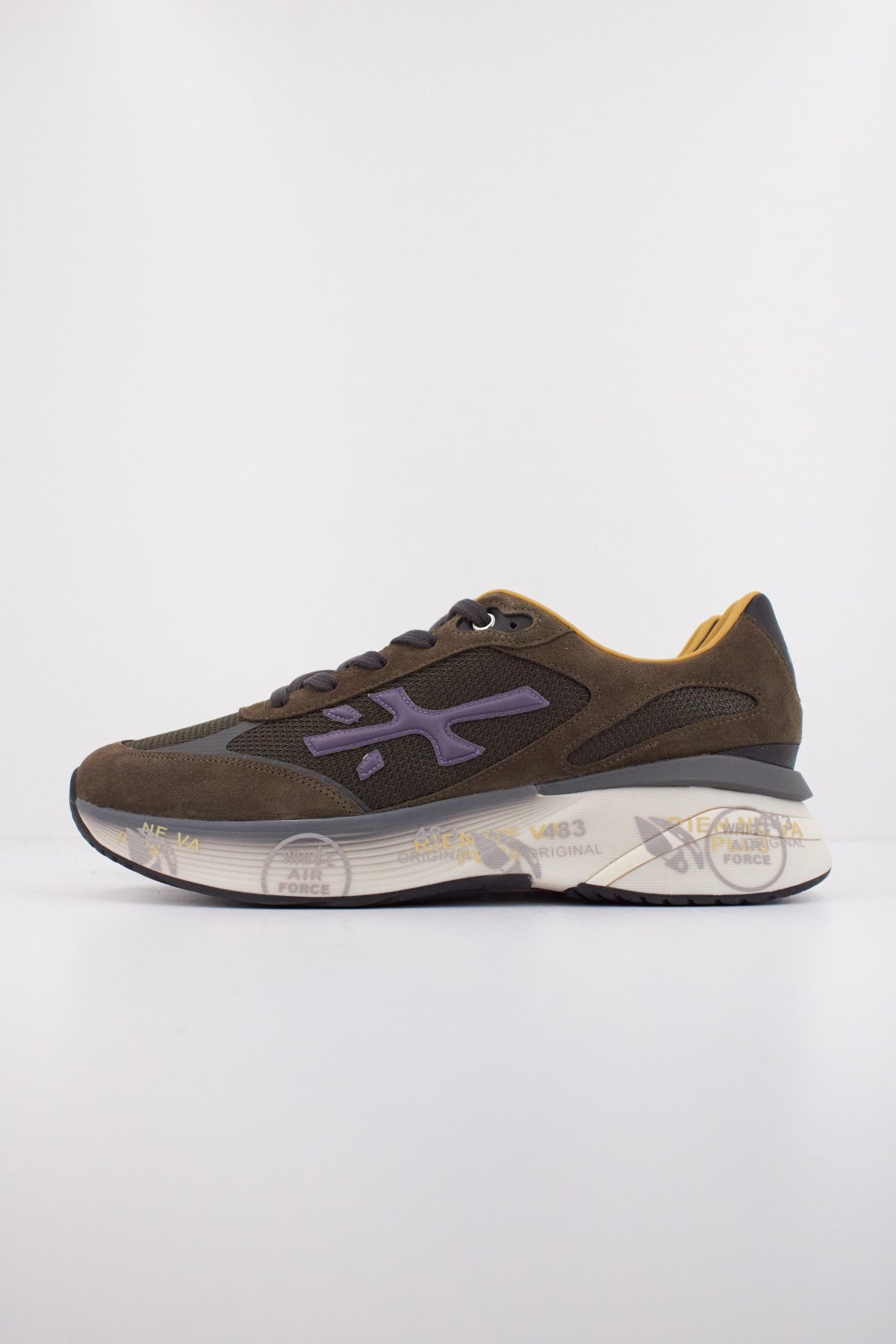 PREMIATA MOERUN en color MARRON  (1)