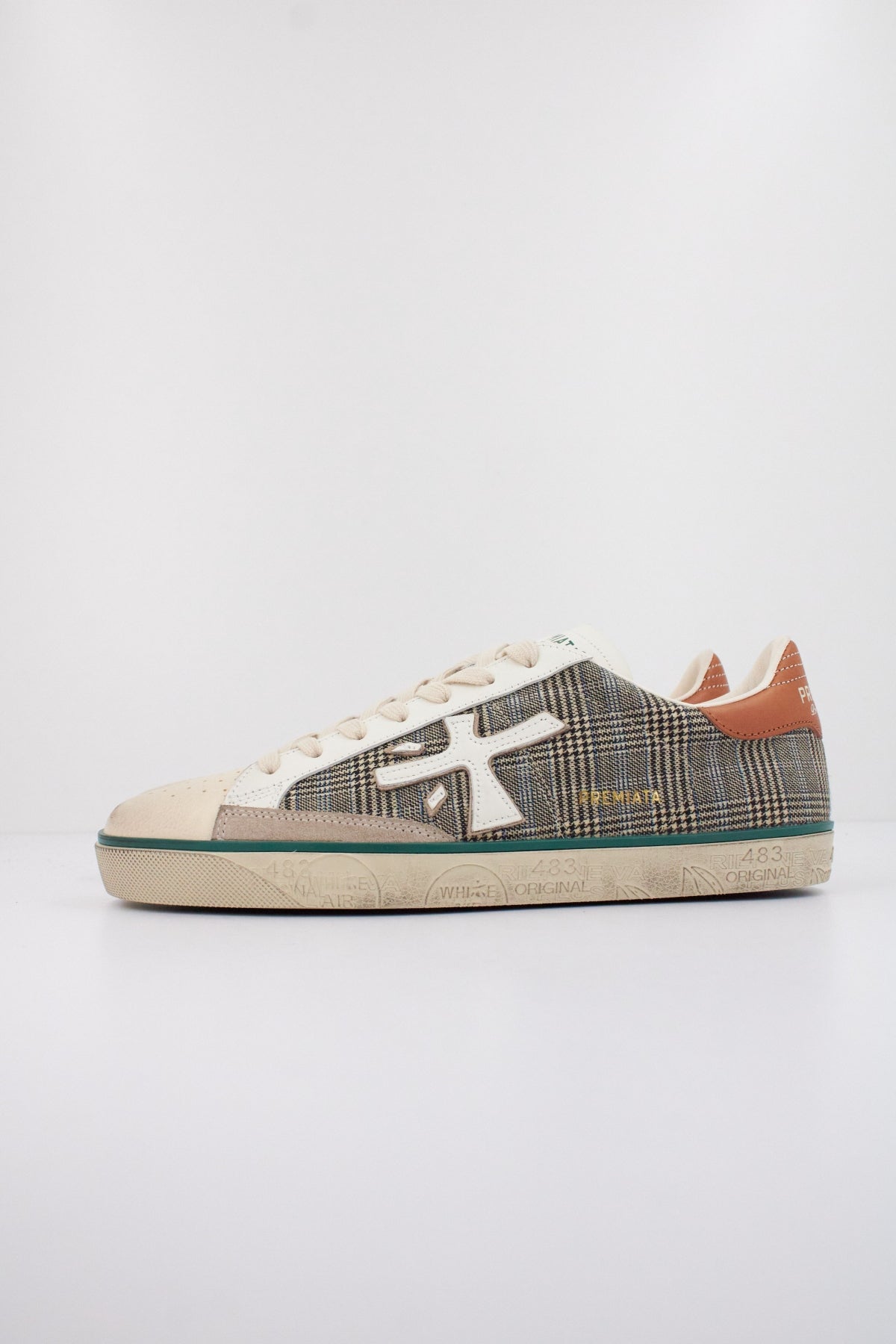 PREMIATA STEVEN  en color MARRON  (1)