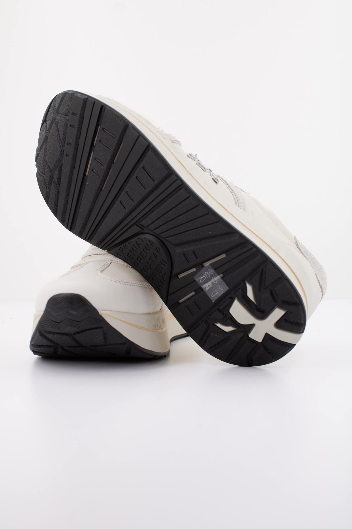 PREMIATA BETHCOIN   en color BEIS  (5)