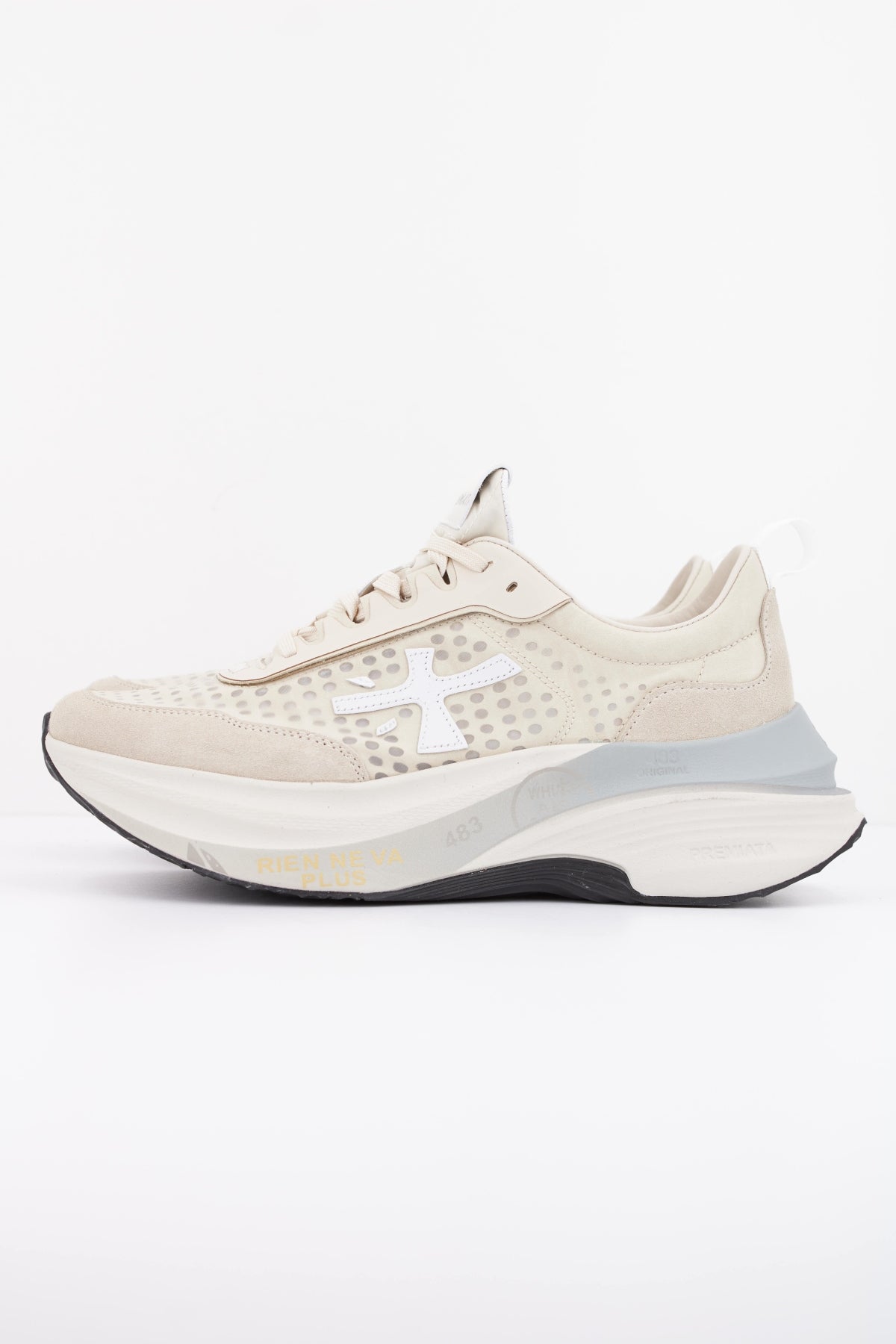 PREMIATA HILL  en color BEIS  (1)