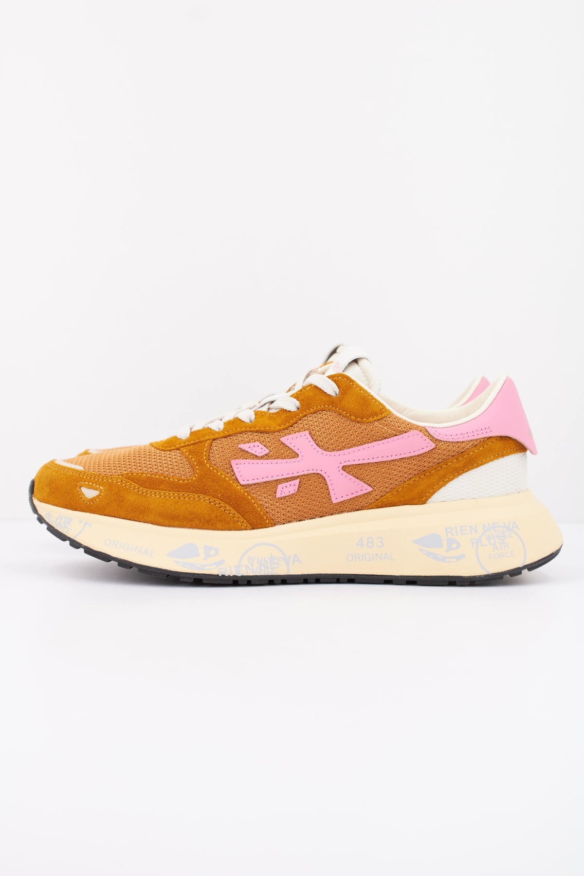 PREMIATA LAURYN  en color AMARILLO  (1)