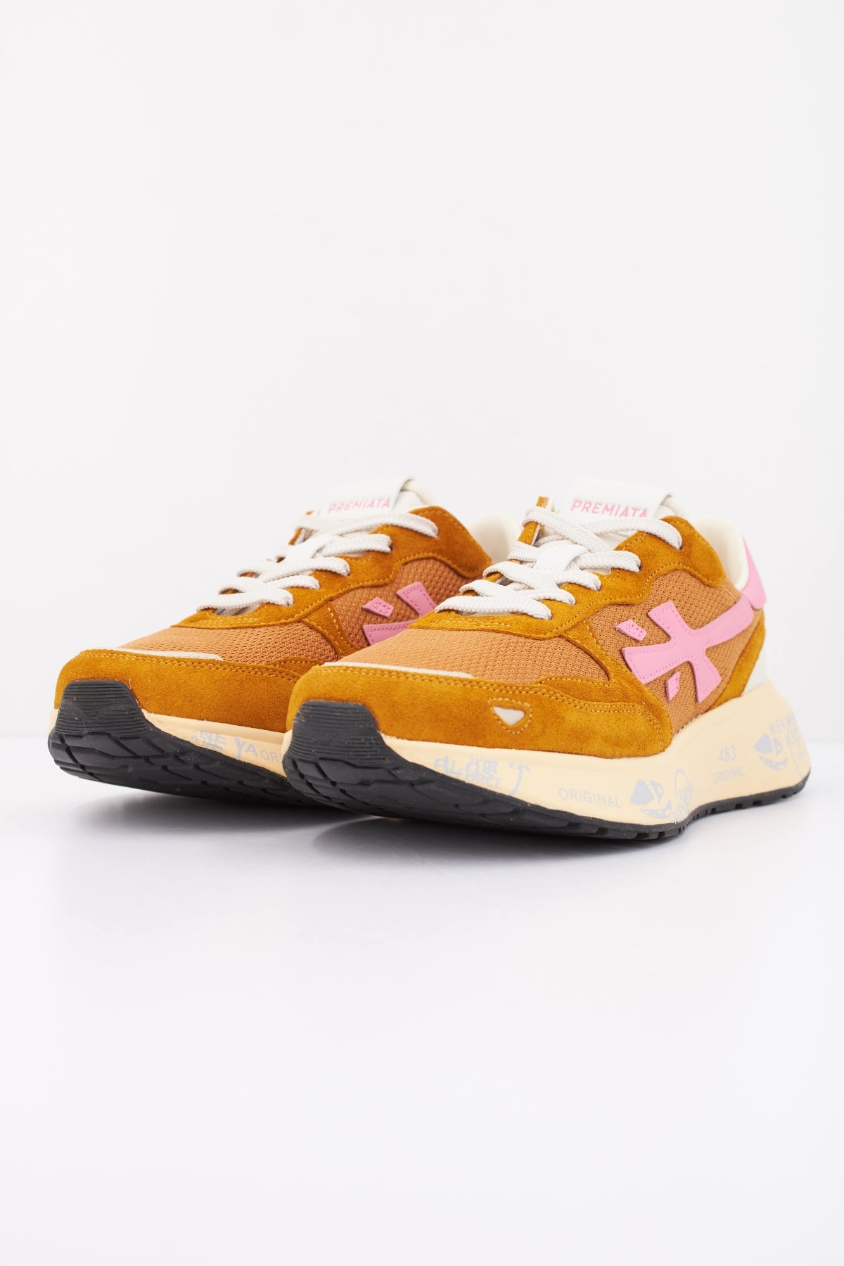 PREMIATA LAURYN  en color AMARILLO  (2)