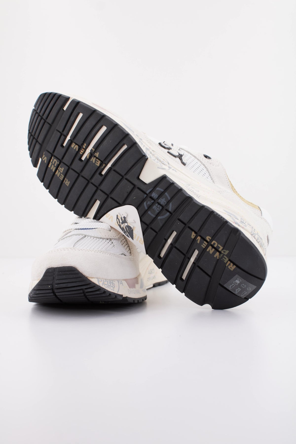 PREMIATA MASED  en color BLANCO  (5)