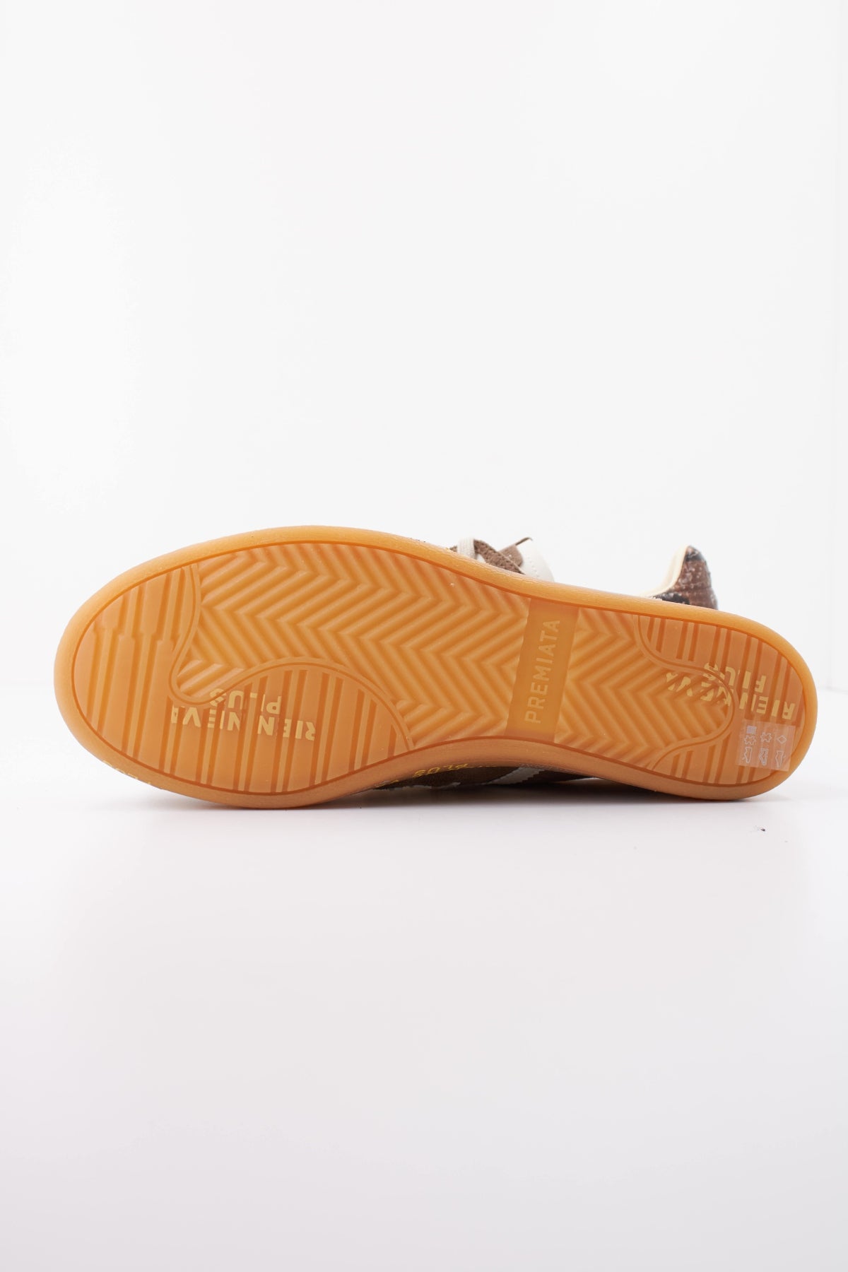 PREMIATA BONNIED en color MARRON  (5)