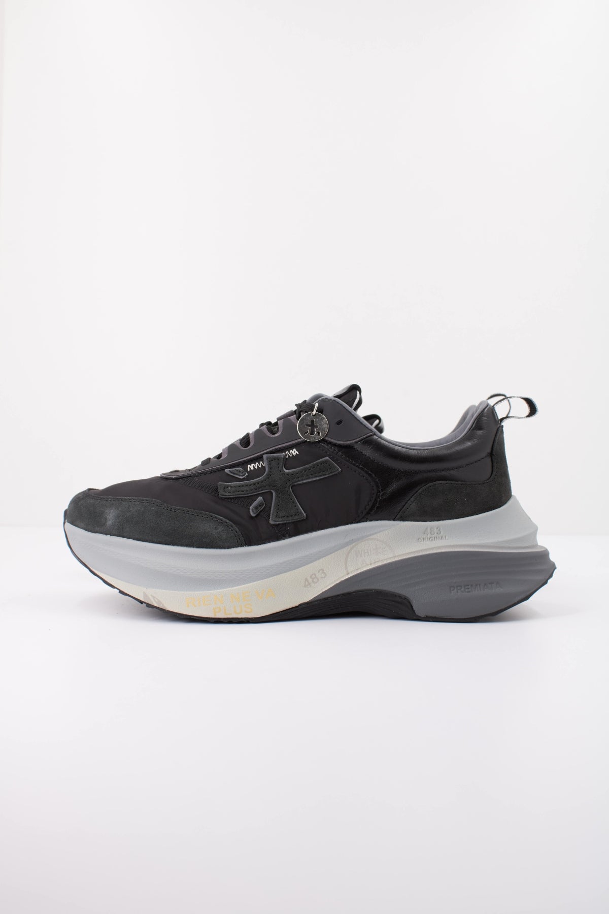PREMIATA HILL   DEPORTIVO HILL en color NEGRO  (1)