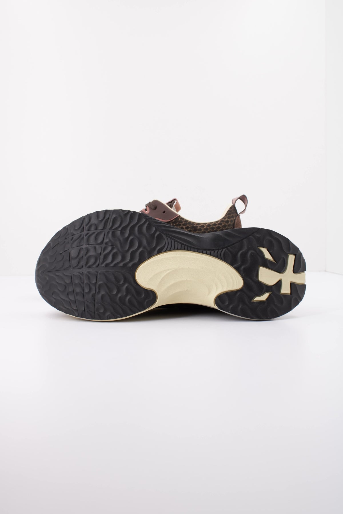 PREMIATA HILL   DEPORTIVO HILL en color ANIMAL PRINT  (5)