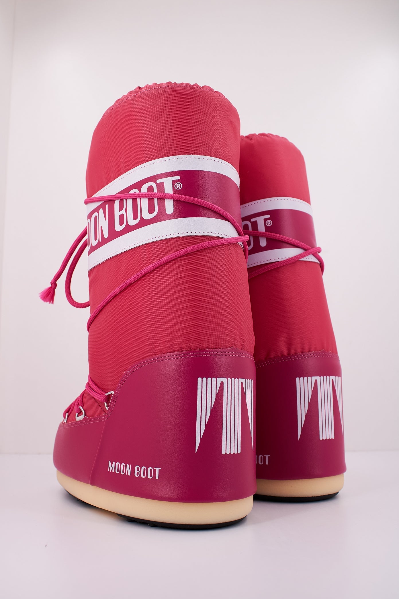 MOON BOOT  MB ICON NYLON en color ROSA  (4)