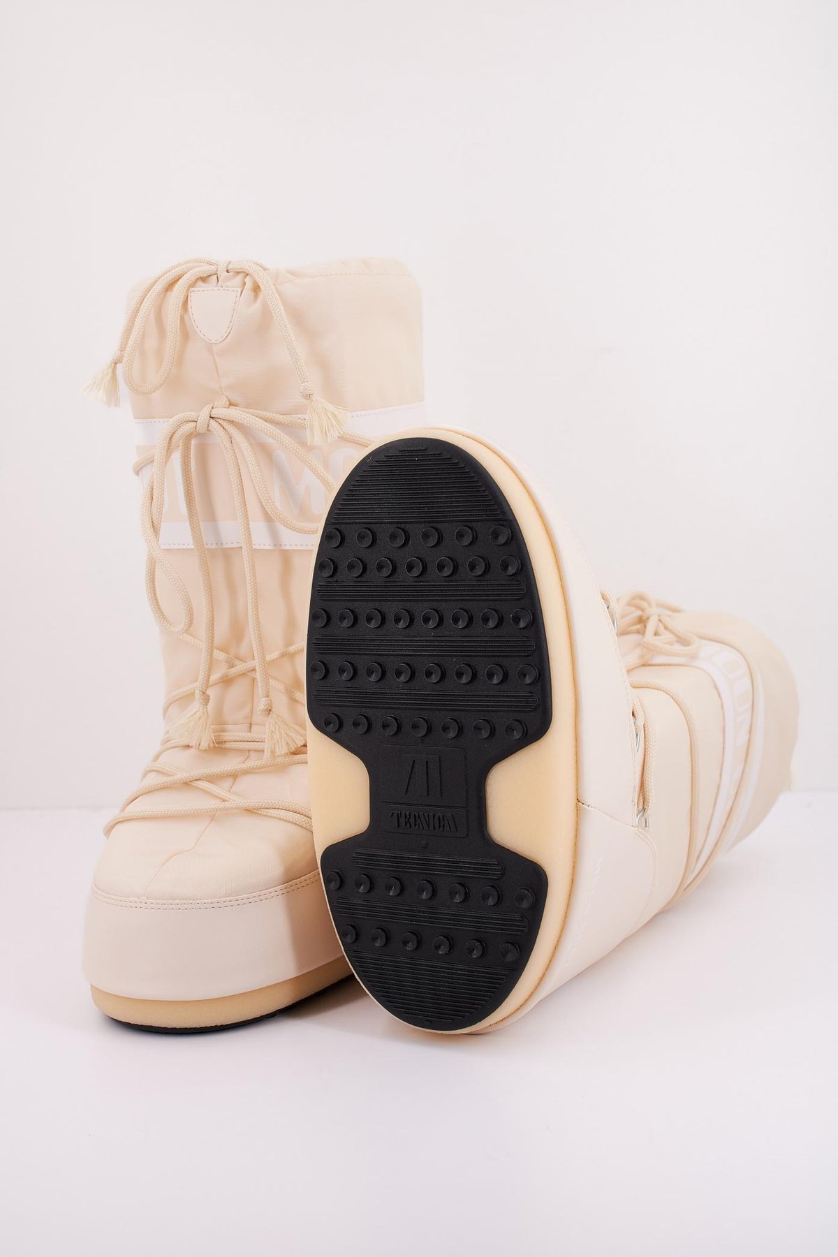 MOON BOOT ICON NYLON   en color BEIS  (5)