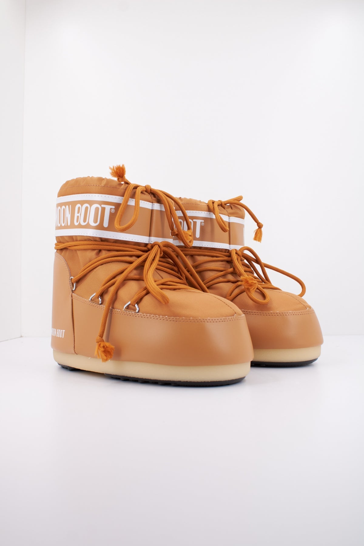 MOON BOOT   en color MARRON CLARO  (2)