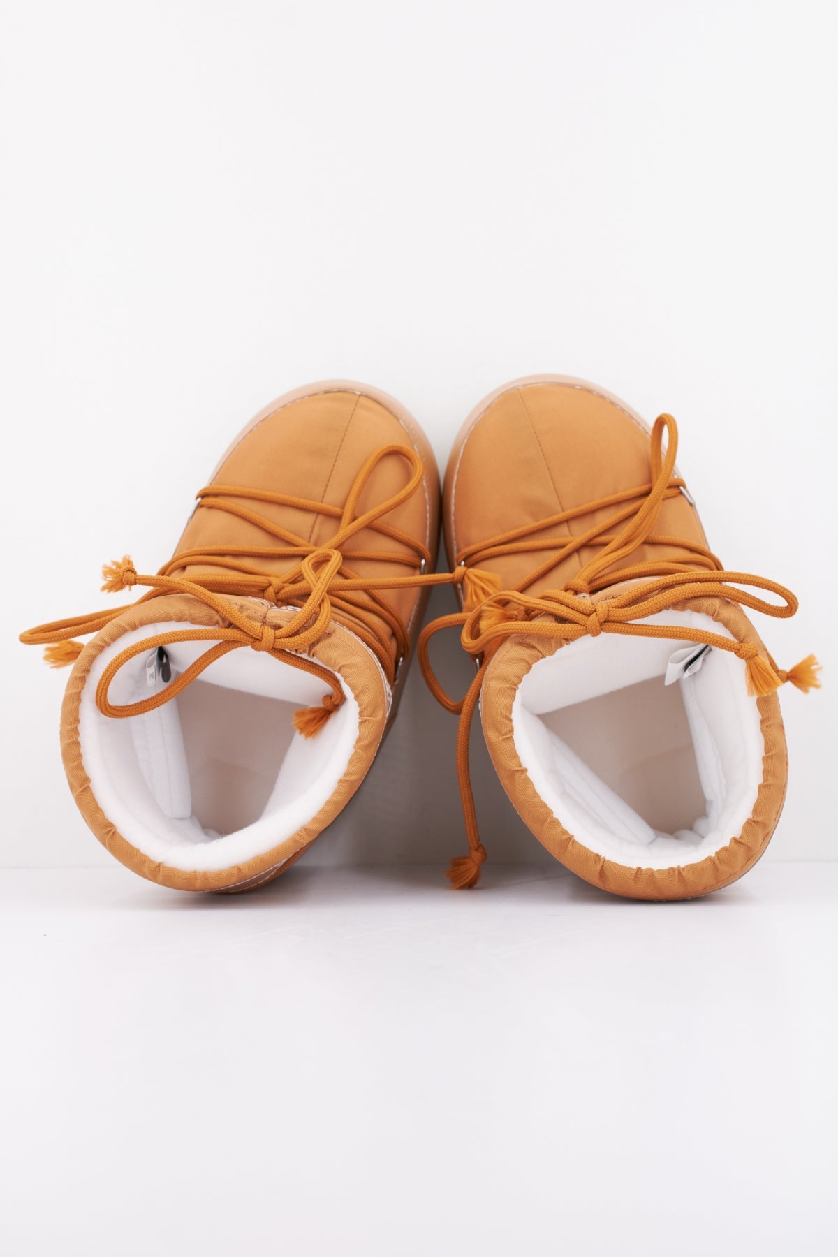 MOON BOOT   en color MARRON CLARO  (3)