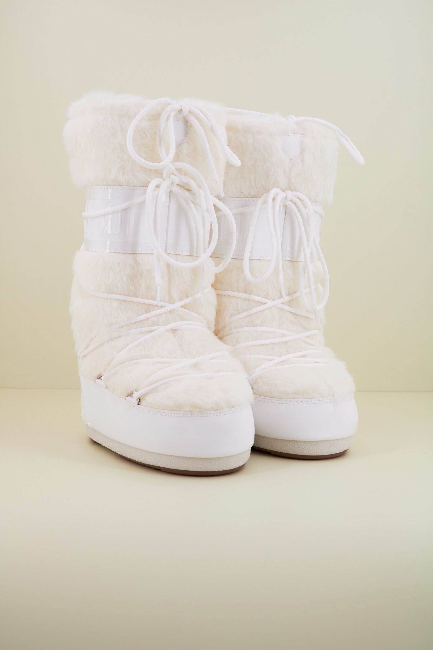 MOON BOOT MB ICON FAUX FUR en color BLANCO  (2)