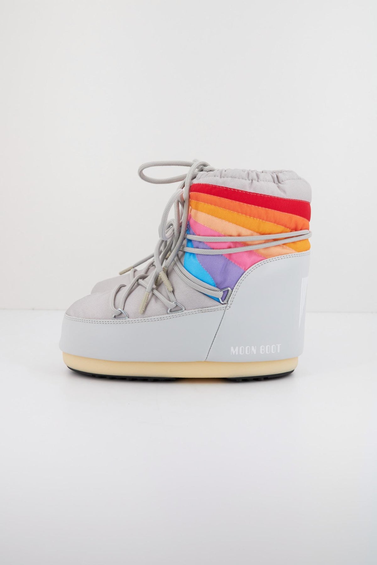 MOON BOOT ICON LOW RAINBOW   en color GRIS  (1)