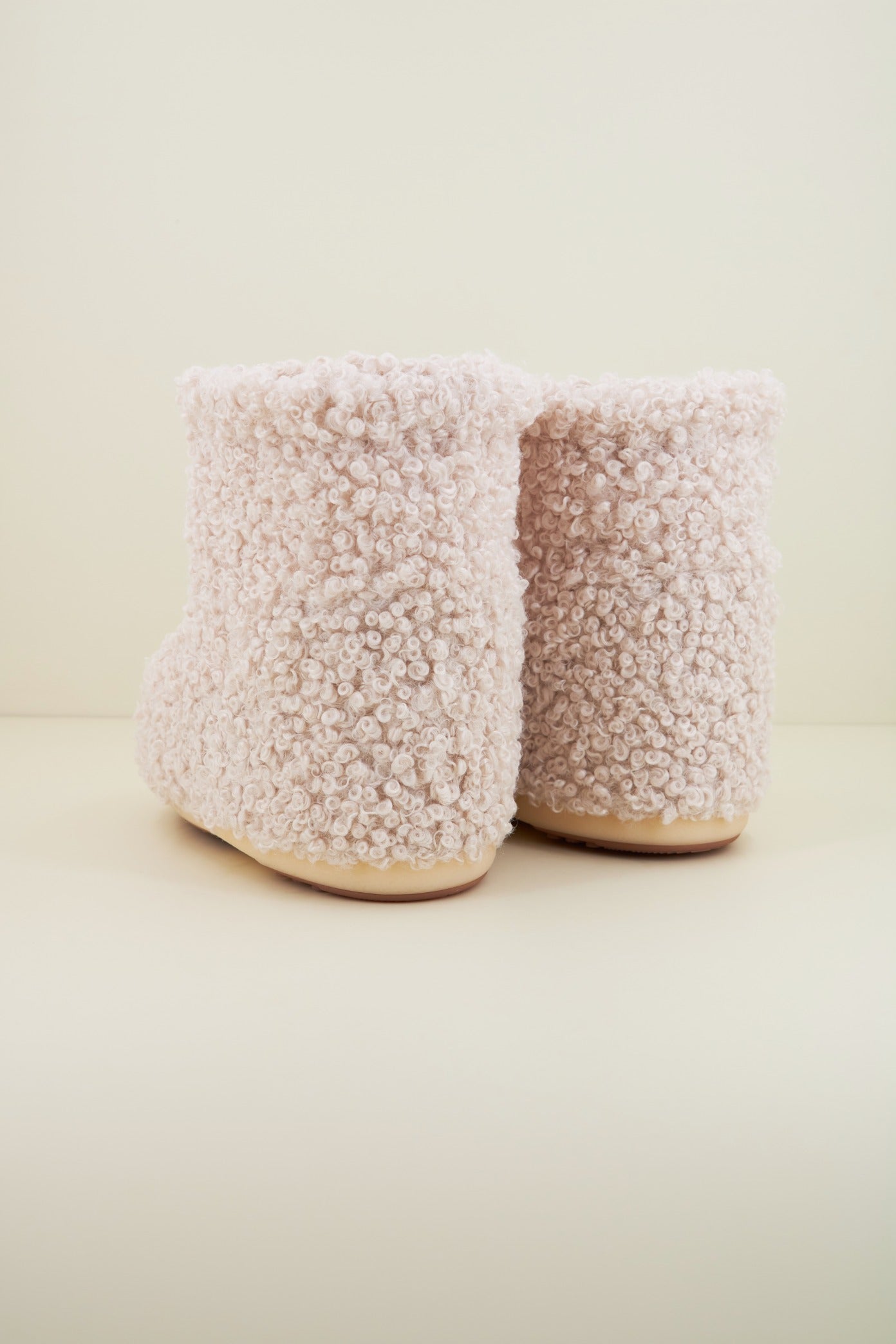 MOON BOOT MB ICON LOW FAUX CURLY en color BLANCO  (3)
