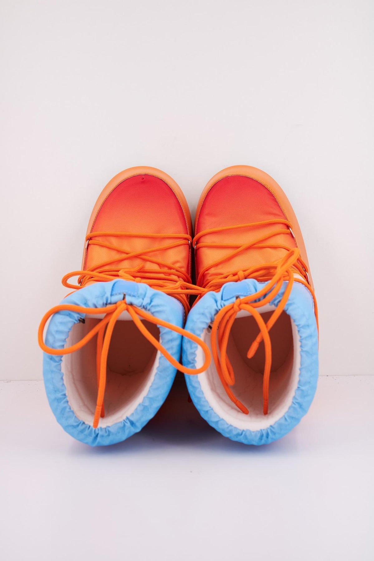 MOON BOOT ICON SUNRISE   en color NARANJA  (3)