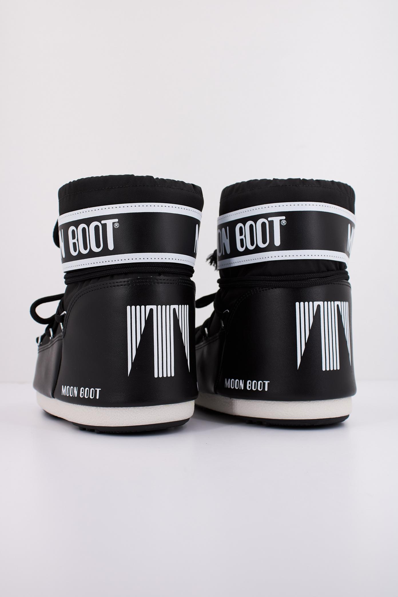 MOON BOOT MB ICON LOW NY en color NEGRO  (4)