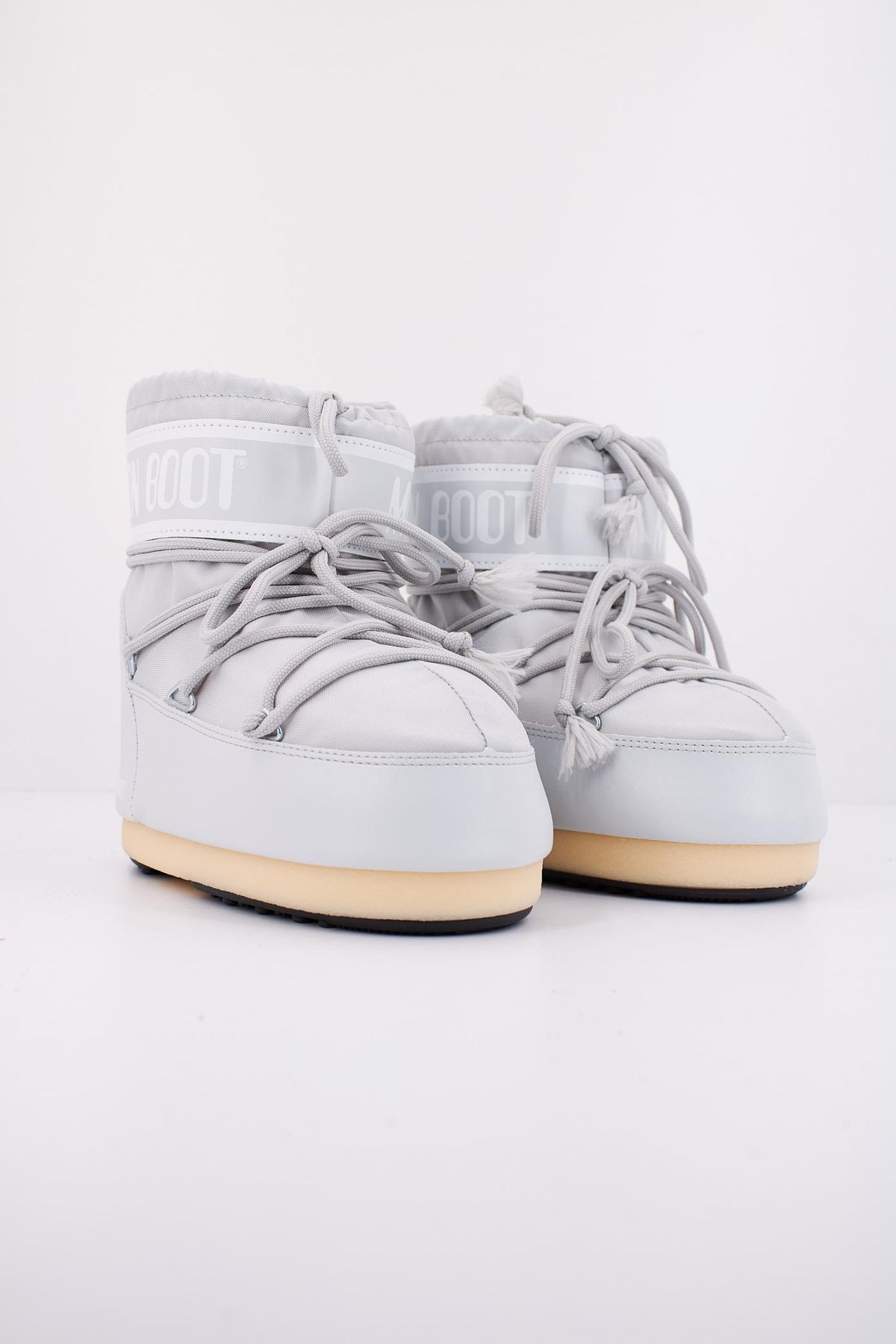 MOON BOOT ICON LOW NYLON  K en color GRIS  (2)