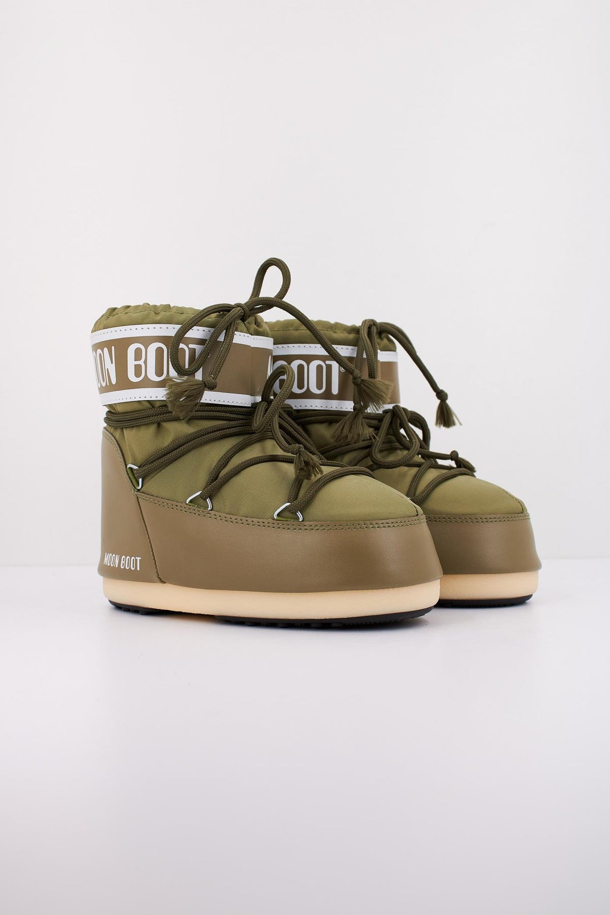MOON BOOT ICON LOW NYLON  K en color VERDE  (2)