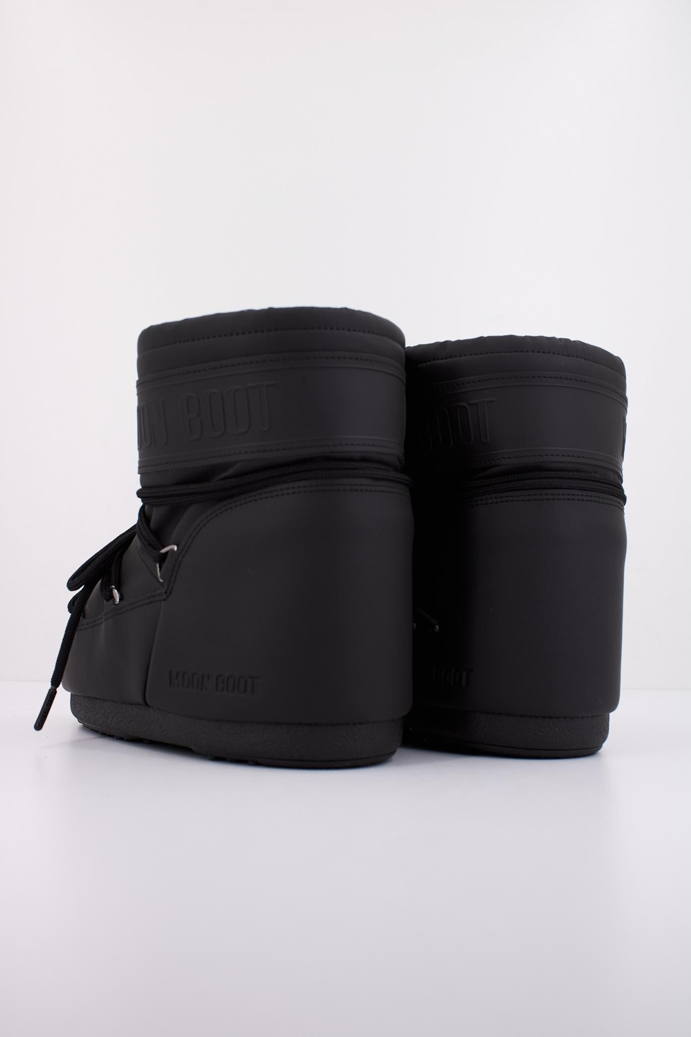 MOON BOOT  MB ICON LOW RUBBE en color NEGRO  (4)