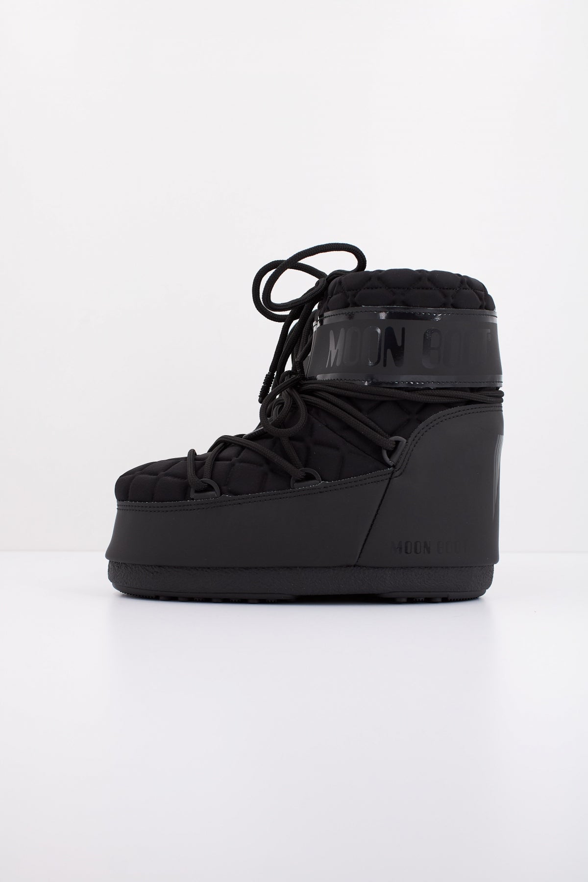 MOON BOOT MB ICON LOW QUIL en color NEGRO  (1)