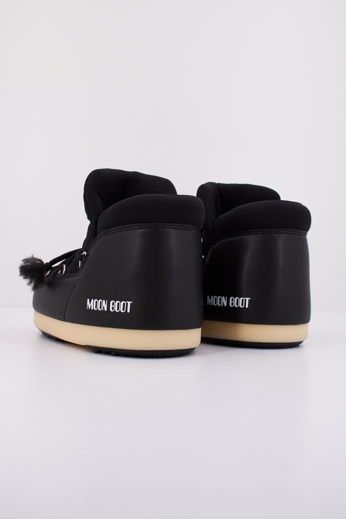 MOON BOOT MB EVX PUMPS en color NEGRO  (4)