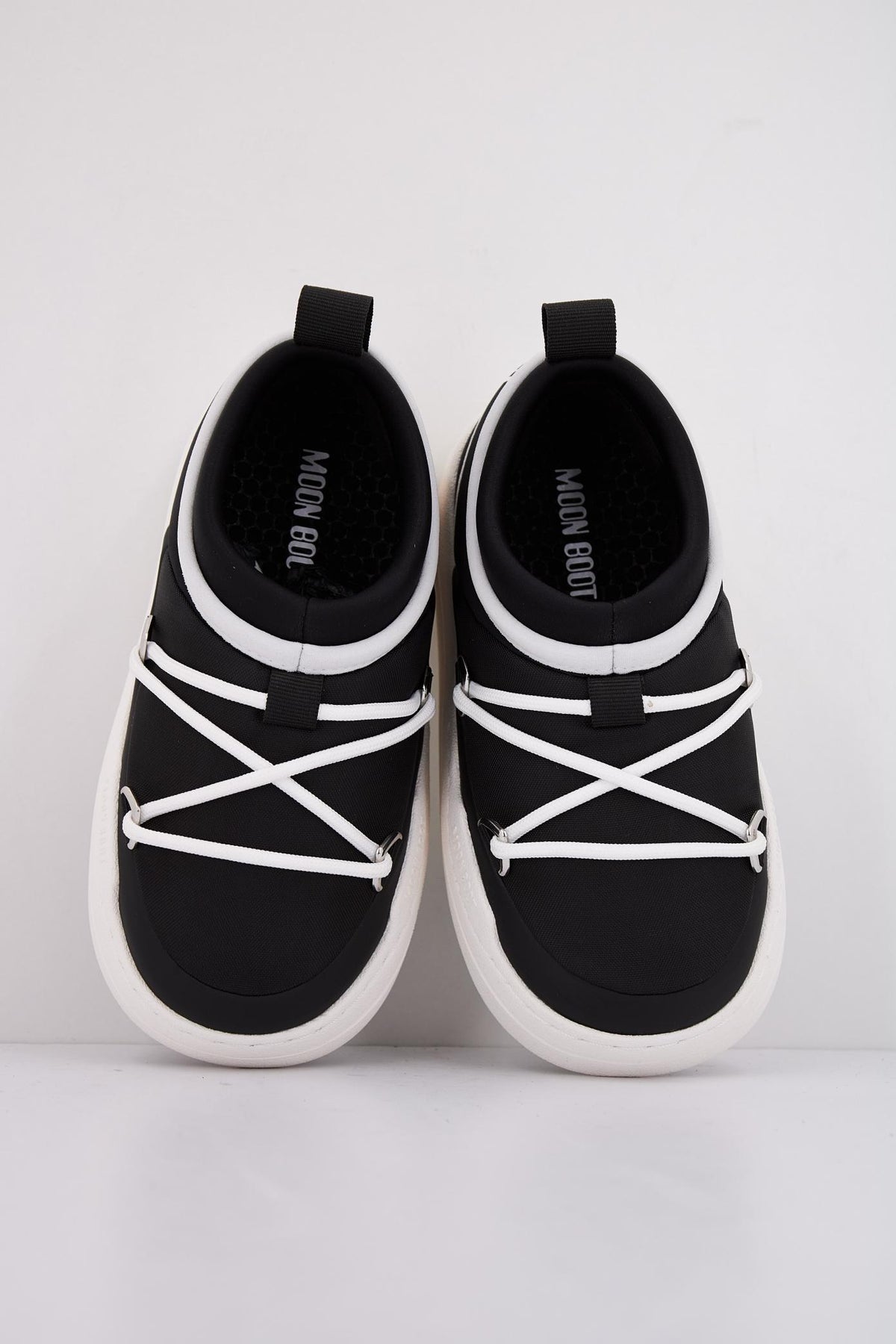 MOON BOOT JR PARK ICON   en color NEGRO  (3)