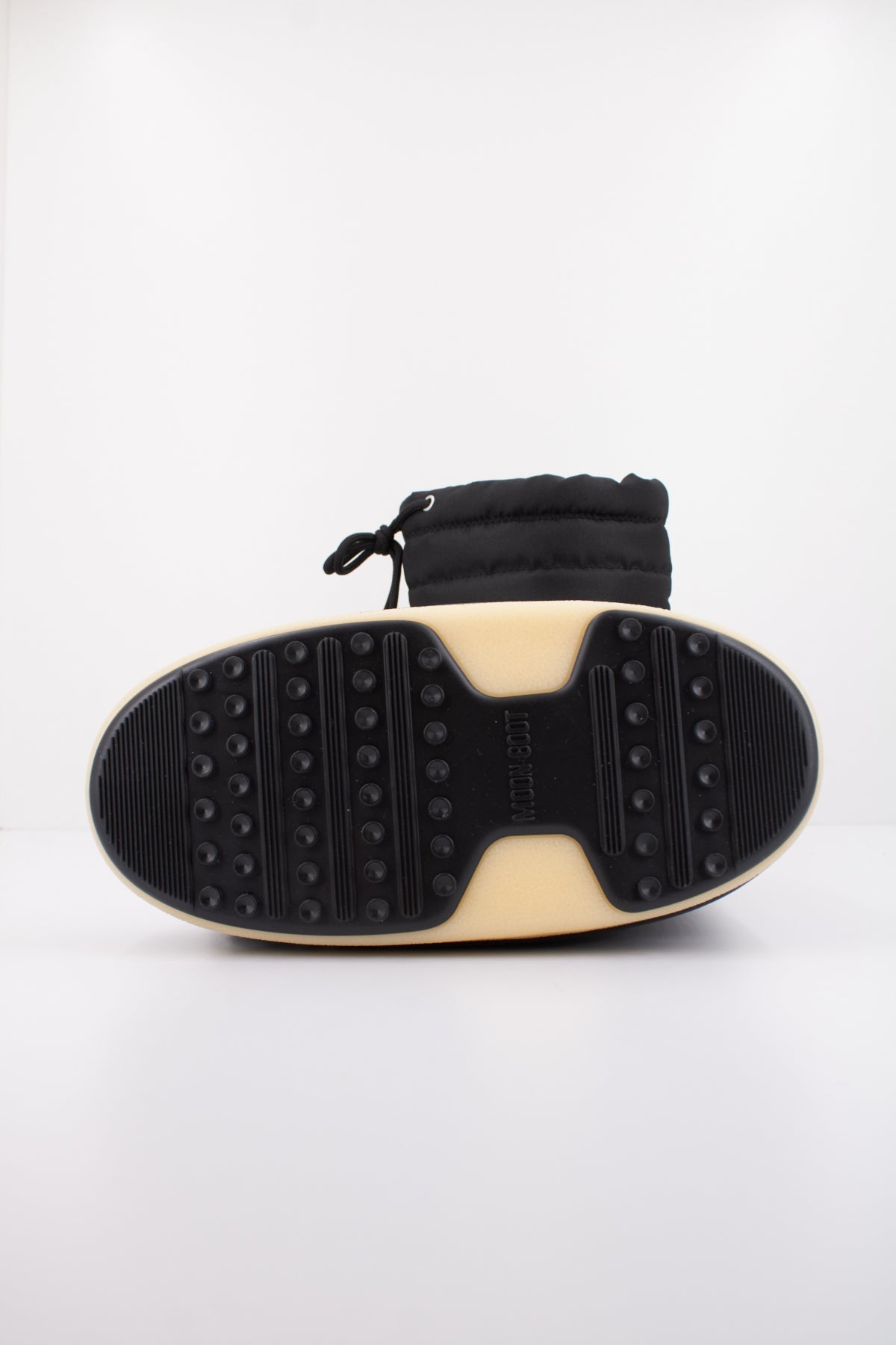 MOON BOOT MB EVX LIGHT NYLON en color NEGRO  (5)