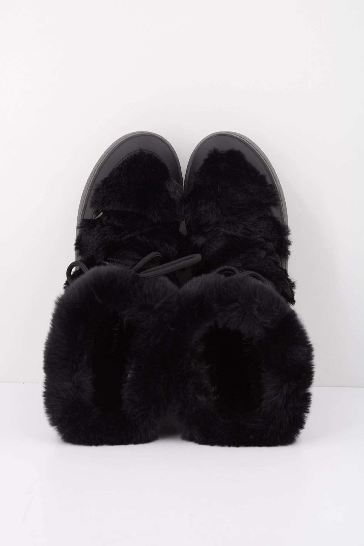 MOON BOOT LTRACK FAUX FUR WP   en color NEGRO  (3)