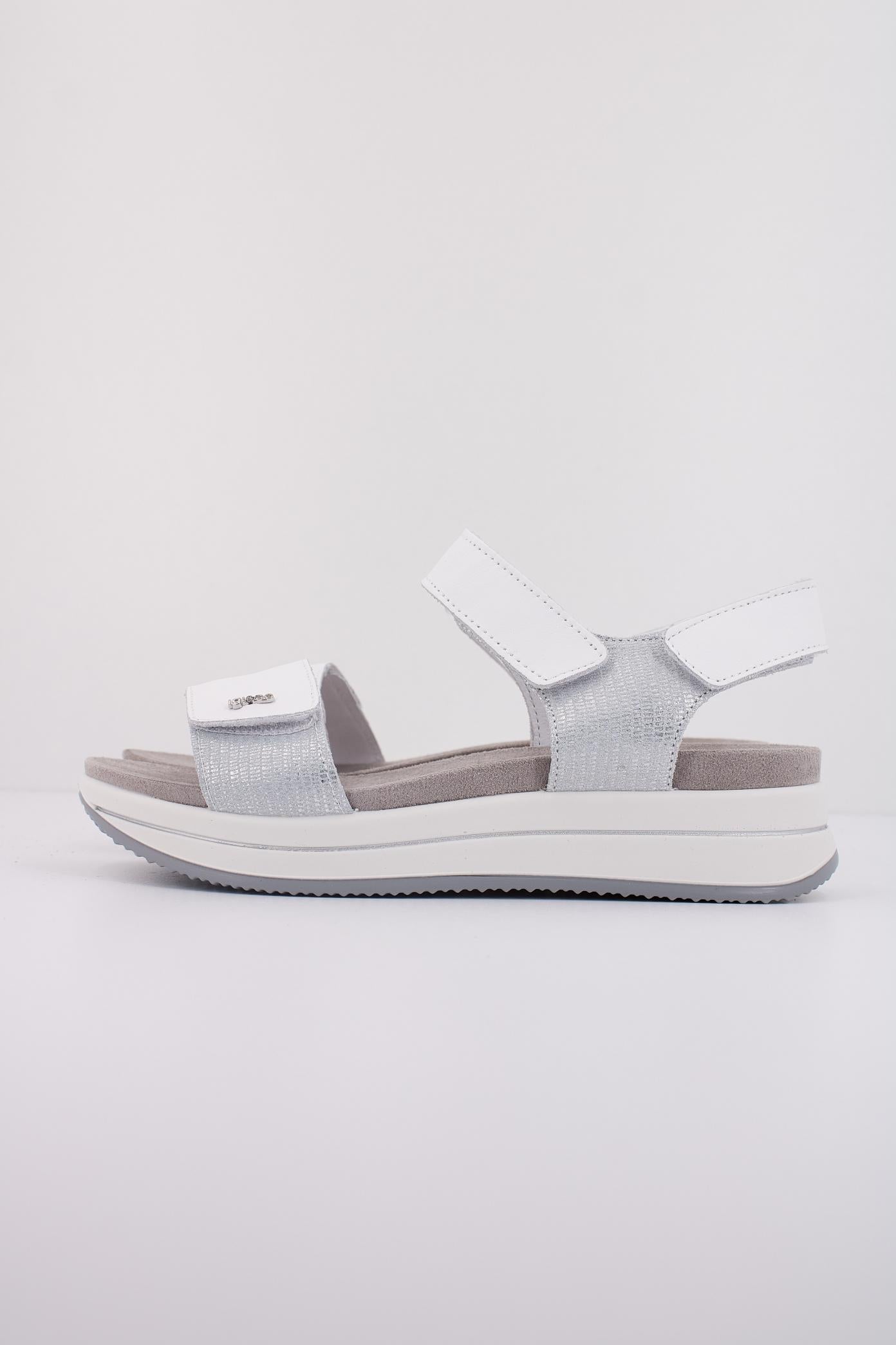 IGI&CO IG en color BLANCO  (1)