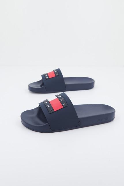 TOMMY JEANS FLAG POOL SLD ESS en color AZUL  (2)