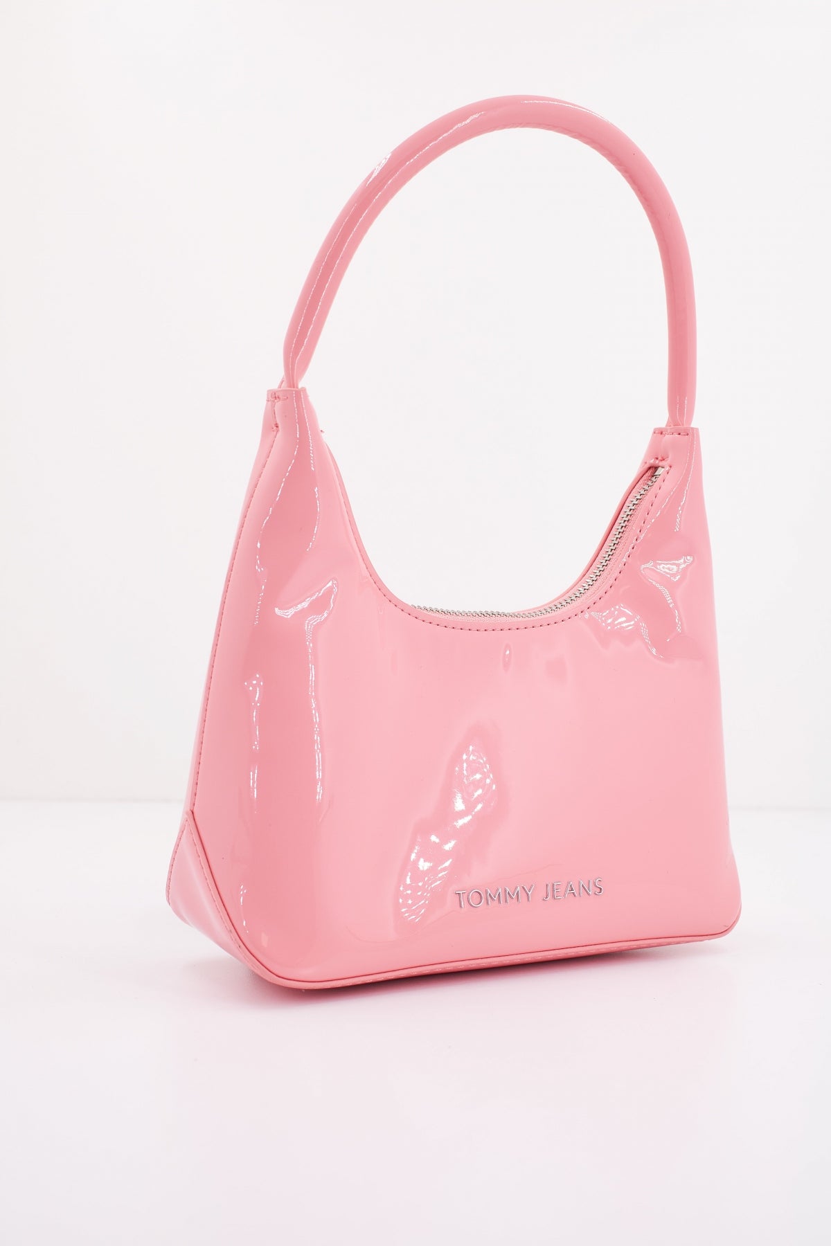 TOMMY JEANS TJW ESS MUST SHOULDER BA en color ROSA  (2)