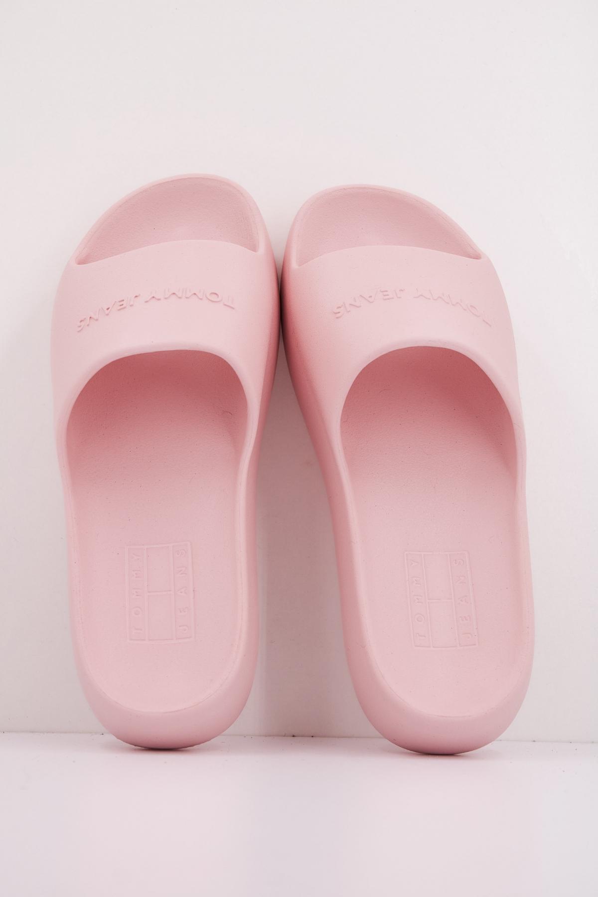 TOMMY JEANS CHUNKY POOL SLIDE ESS en color ROSA  (3)