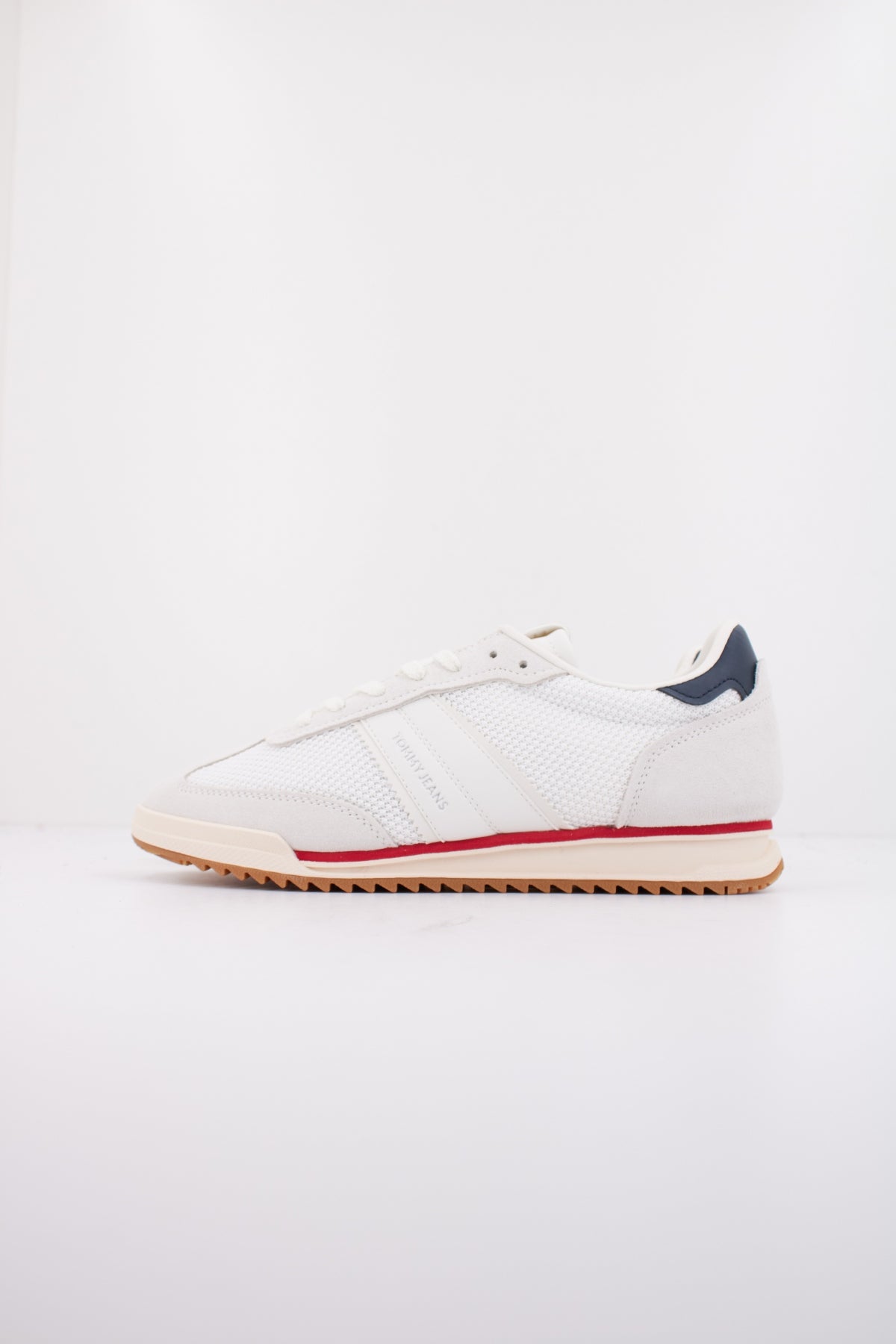 TOMMY JEANS TJW LOW PROFILE RUNNER en color BLANCO  (1)