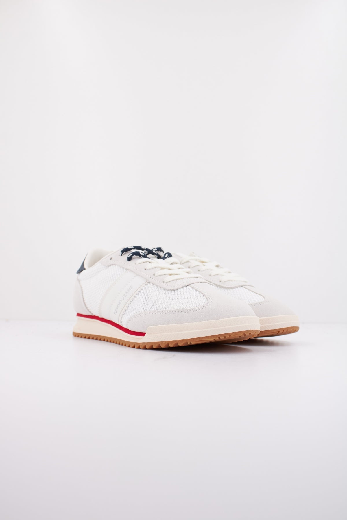 TOMMY JEANS TJW LOW PROFILE RUNNER en color BLANCO  (2)