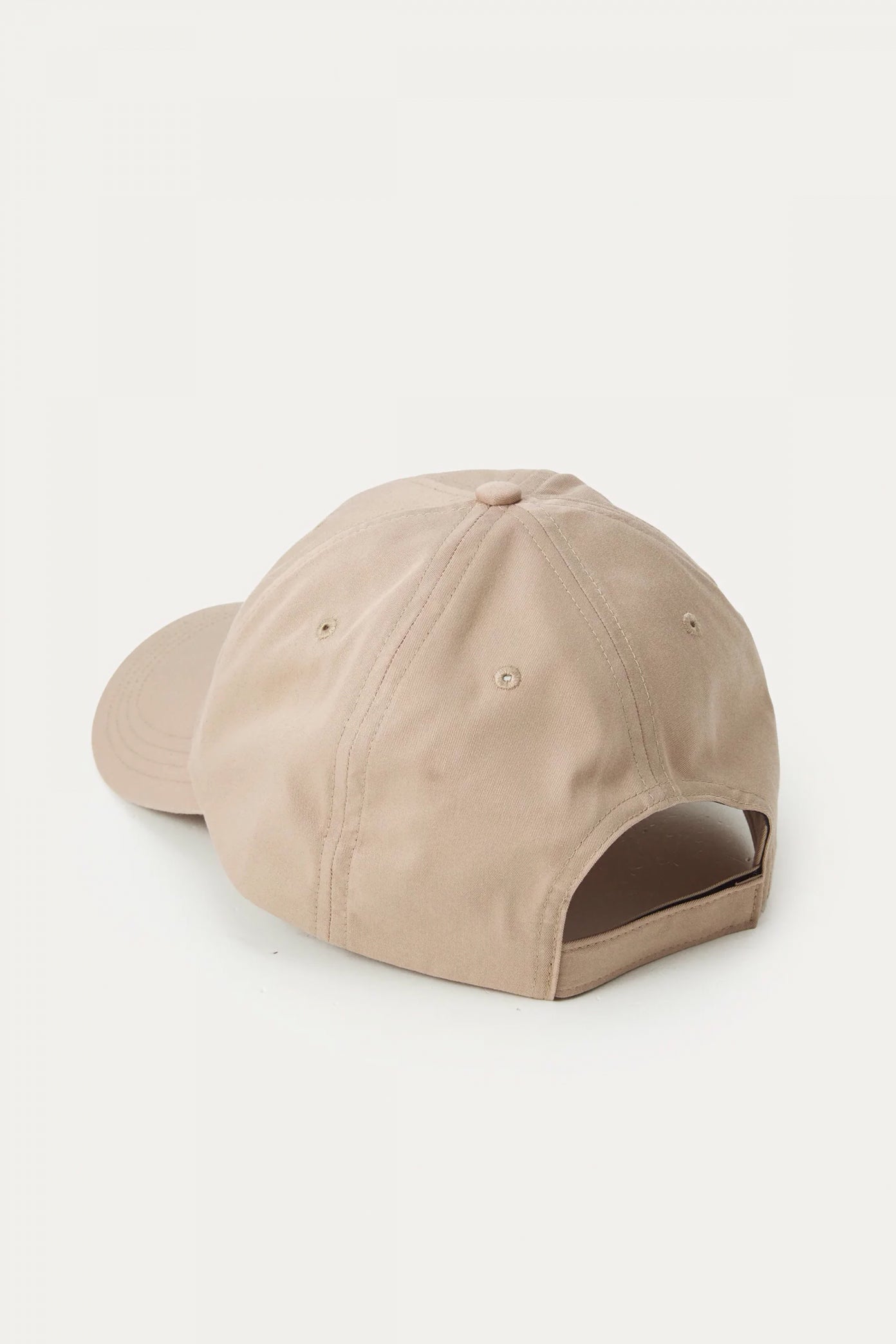 TOMMY JEANS TJM LINEAR LOGO CAP en color MARRON  (2)